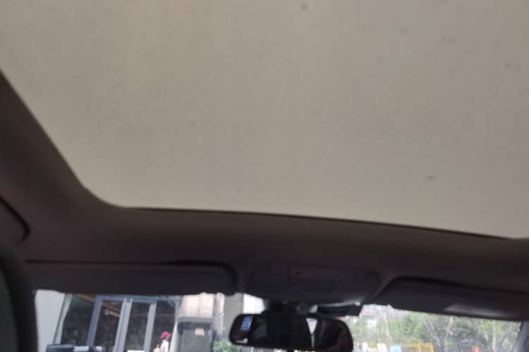 Used Mercedes-Benz C-Class 2016 C 200 L Sport Edition Headliner