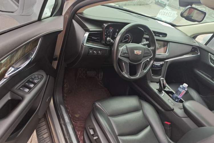 Used Cadillac XT5 2018 25T Luxury Model