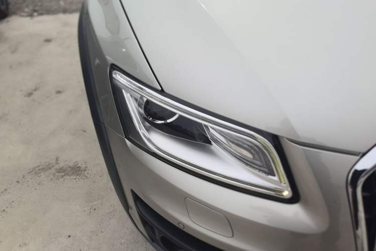 Used Audi Q5 2017 Plus 40 TFSI Technology Model