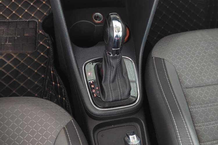 Used Volkswagen Polo 2014 1.6L Cross Polo Automatic