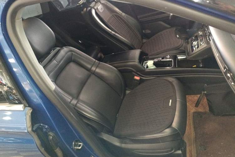 Used Lincoln Corsair 2022 2.0T Two-Wheel Drive Deluxe Edition
