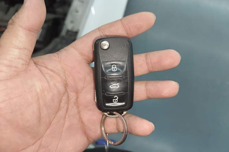 Used Volkswagen Jetta 2017 1.5L Manual Fashion Edition
