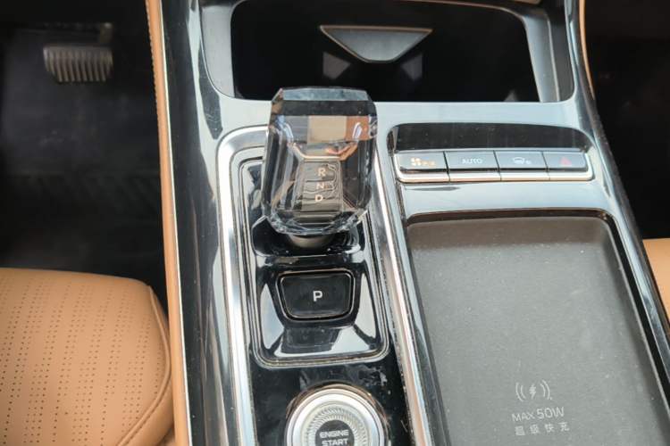 Used Geely Auto FX11 2025 4th Generation 1.5TD DCT Jinxiu
