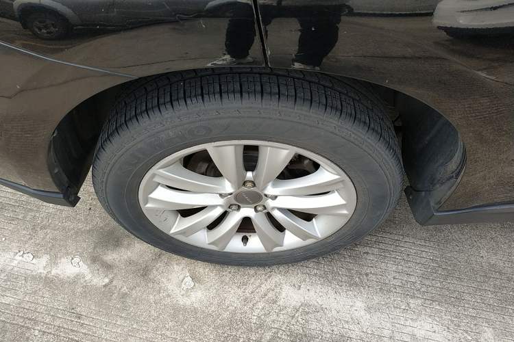 Used Haval H2 2016 Red-Label 1.5T Manual Two-Wheel Drive Luxury Model