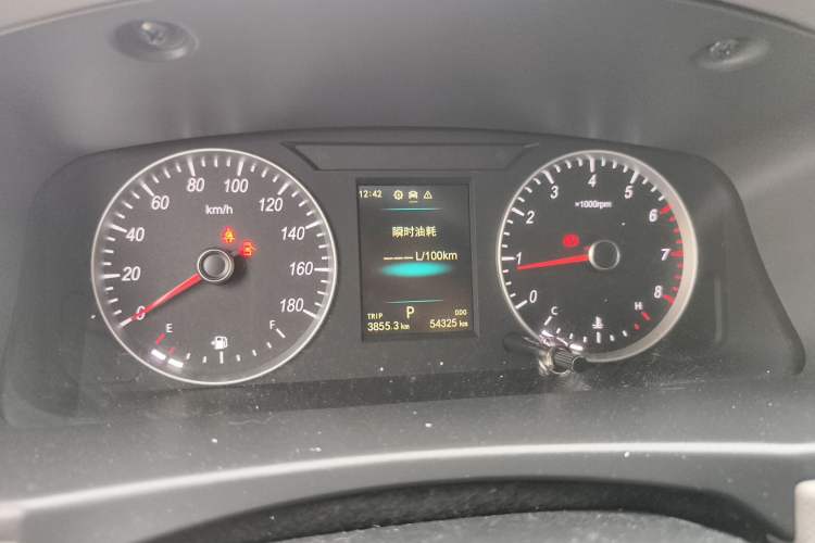 Used Yuejie Camaster 7 Series 2022 2.4L Camping Vehicle 4K22D4M
