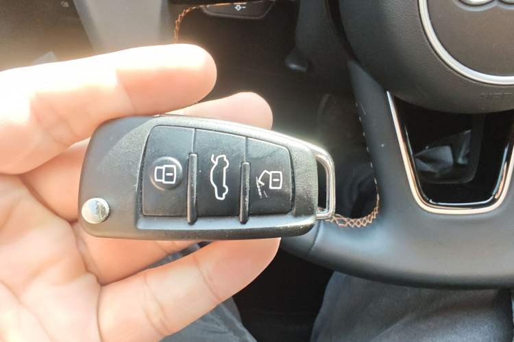 Used Audi Q2L e-tron 2022 Q2L e-tron Pure Electric Smart Enjoyment Model
