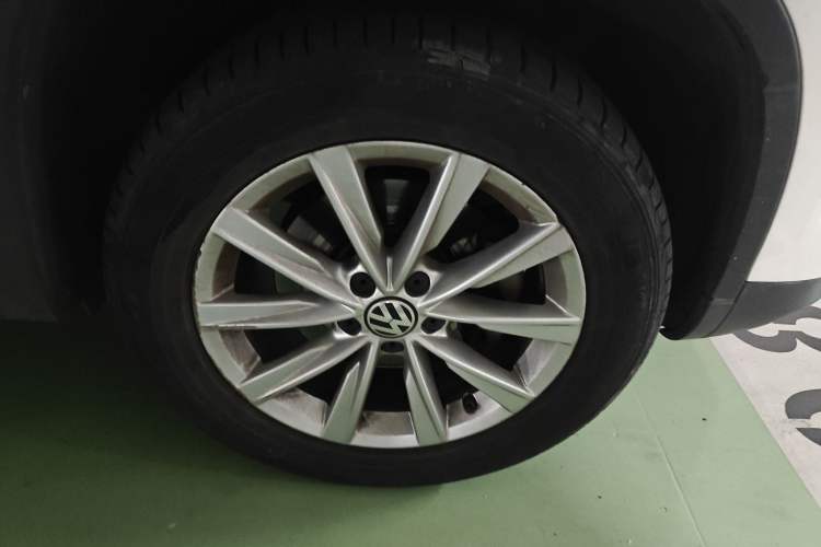 Used Volkswagen Tiguan L 2016 300TSI Automatic Two-Wheel Drive Comfort Edition