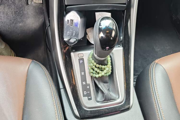 Used Hyundai Elantra (5th Generation / Langdong) 2016 1.6L Automatic Prestige Model
