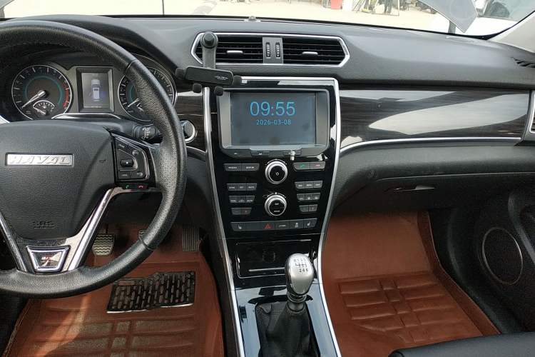 Used Haval H2 2016 Red-Label 1.5T Manual Two-Wheel Drive Luxury Model