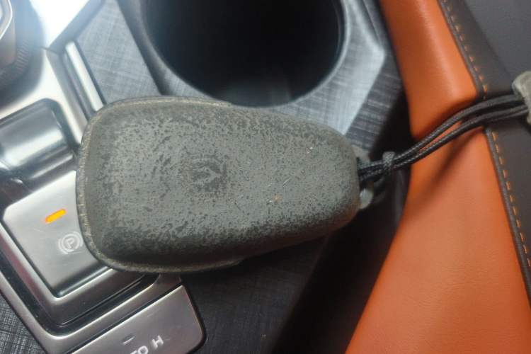 Used CHANGAN UNI-V 2022 1.5T Prestige Version Vehicle Key