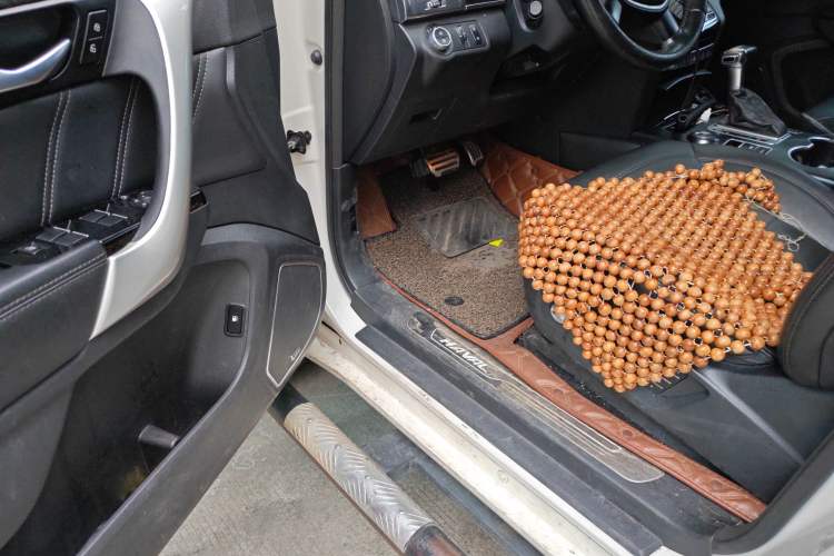 Used Haval H9 2016 2.0T Four-Wheel Drive Luxury 7-Seater
