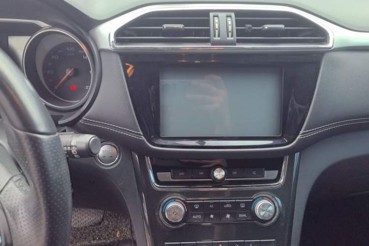 Used MG GS 2017 20T Automatic Prestige Edition
