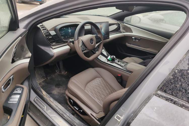 Used BYD Han 2025 DM-i Intelligent Driving Edition 125KM Prestige Model