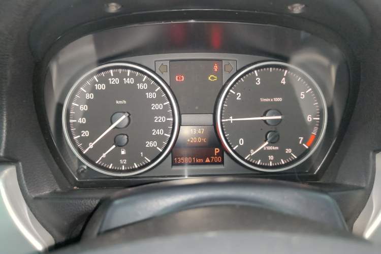 Used BMW 3 Series 2011 320i Convertible Coupe
