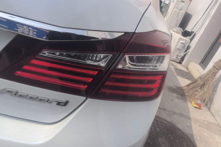 Used Honda Accord 2016 2.0L Elite Edition
