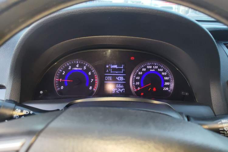 Used Zotye Z300 2014 1.5L Urban Edition Manual Luxury Model
