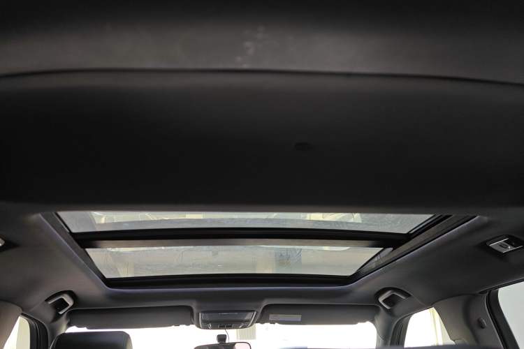 Used Honda UR-V 2017 370TURBO 2WD Prestige Edition China V
