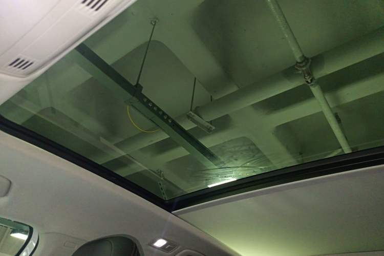 Used Volkswagen Tayron 2022 280TSI Two-Wheel Drive Luxury Smart Connectivity Version
