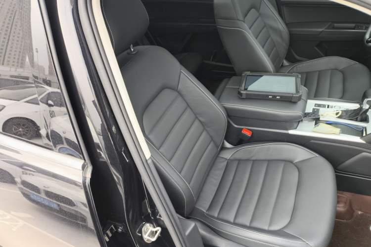 Used Volkswagen Teramont 2020 330TSI Two-Wheel-Drive Luxury Edition China VI Standard
