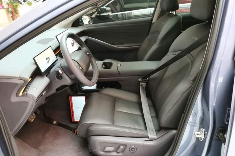 Used Nissan N6 2026 Model 180 Max Left Front Seat