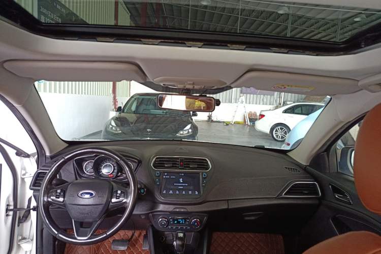 Used Ford Escort 2019 Revised Version 1.5L Automatic Enjoyment Type China VI Standard