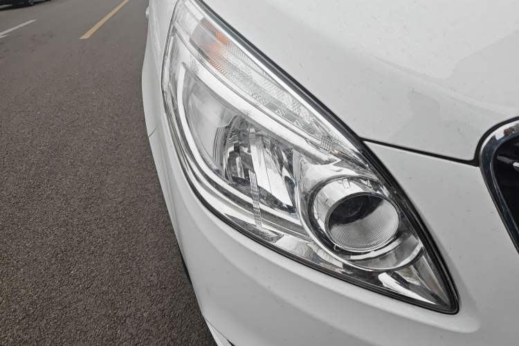 Used Buick GL8 2018 28T Luxury Model China VI Standard