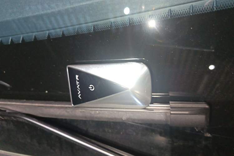 Used Avatr 11 2025 Year Updated Max Extended-Range Version
