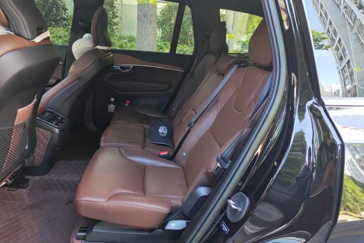 Used Volvo XC90 2023 B6 Zhiyi Luxury Edition 7-Seater
