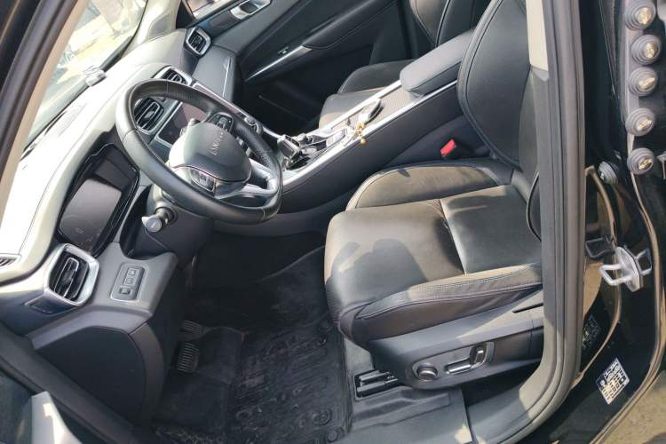 Used Lynk & Co 01 EM-P 2019 1.5T PHEV Pro Left Front Seat