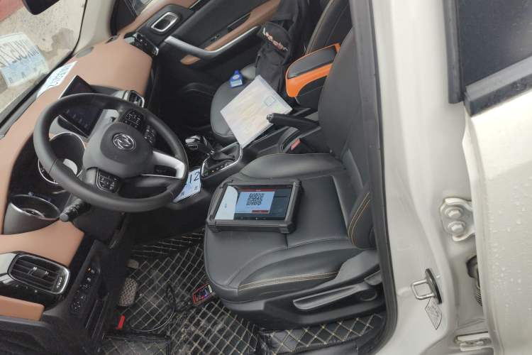 Used Dongfeng Aeolus AX4 2018 1.6L DCT Trendy & Stylish Model with Sunroof
