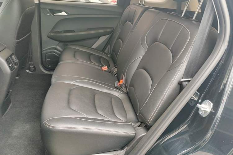 Used Baojun 530 2020 1.5T CVT Prestige Connected Version 7 Seats
