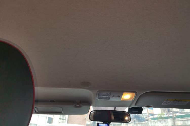 Used Kia KX Cross 2017 1.4L AT GLS
