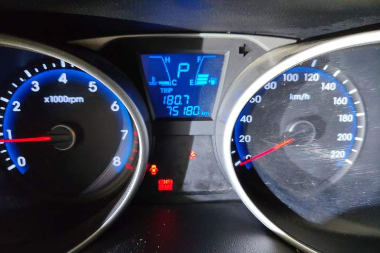 Used Hyundai ix35 2012 2.0L Automatic Two-Wheel Drive Elite Edition GLS
