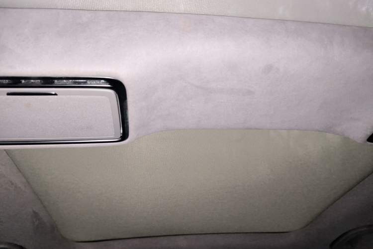 Used Mercedes-Benz C-Class 2015 C 200 L
