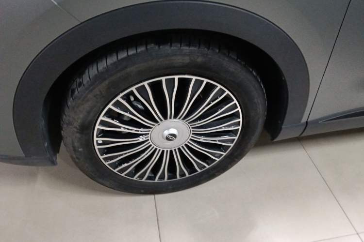 Used Chery Tiggo 8 L 2024 2.0T Two-Wheel Drive Prestige Version 5 Seats Exterior 7