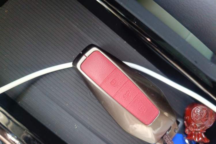 Used iCAR 03 2024 472km Four-Wheel Drive Long-Range Smart Enjoyment Version Vehicle Key