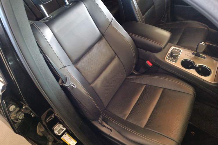 Used Jeep Grand Cherokee 2015 3.0L Elite Navigation Edition
