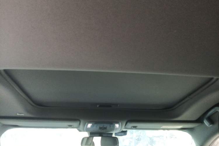 Used Toyota SIENNA 2021 2.5L Hybrid Premium Edition Headliner