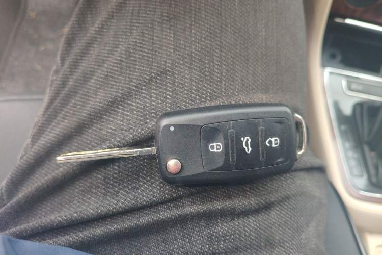 Used Volkswagen Lavida 2013 1.4TSI DSG Comfort Edition Vehicle Key