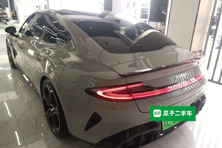Used Xiaomi Auto SU7 2024 Rear-Drive Long-Range Intelligent Driving Version
