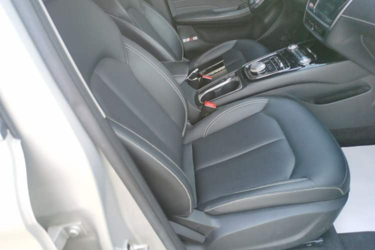 Used Roewe Ei5 2018 Internet Luxury Edition
