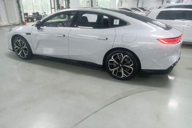 Used Geely Galaxy E8 2025 700 km Long-Range Intelligent Driving Version