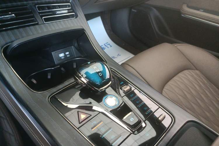 Used BYD Han 2022 DM-i 121KM Luxury Model Gear Lever