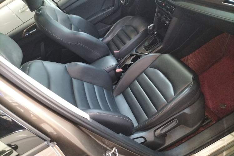 Used Volkswagen Tharu 2020 280TSI Two-Wheel Drive Comfort Edition China VI Standard