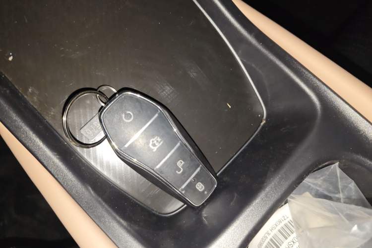 Used BYD Seagull 2025 Intelligent Driving Version 305 km Dynamic Edition Vehicle Key