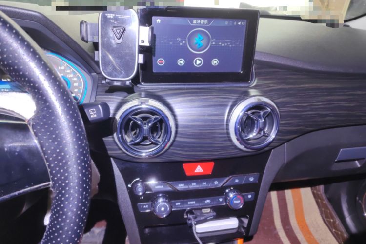 Used BAIC New Energy EX 2018 EX360 New Style Edition Audio And AC Panel