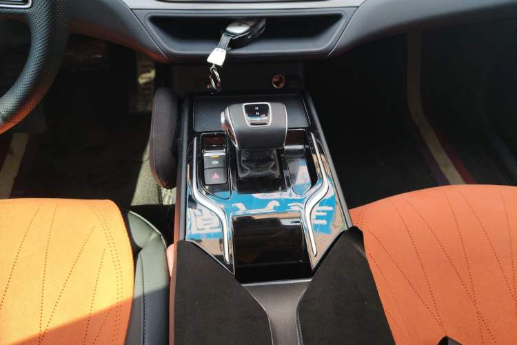 Used Hongqi E-QM5 2024 610 km PLUS