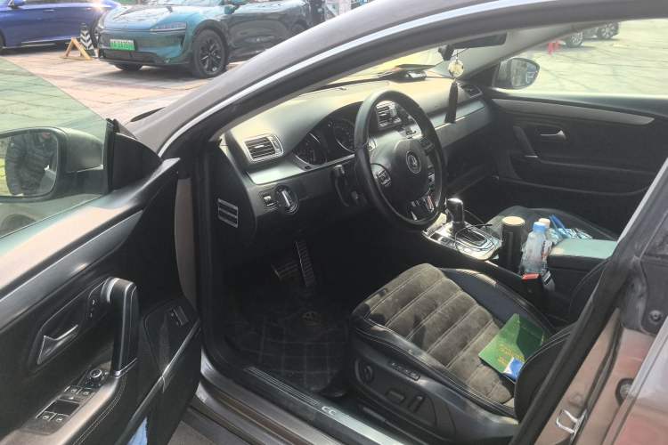 Used Volkswagen FAW-Volkswagen CC 2012 2.0 TSI Ultimate Edition Driver Seat