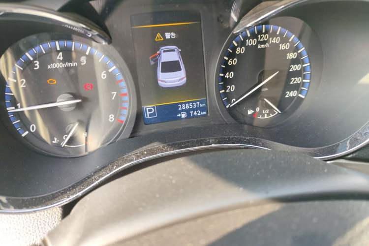 Used Venucia D60 2018 1.6L CVT Smart Connect Elite Edition
