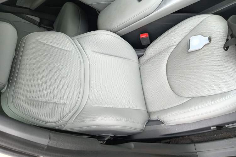 Used XPeng MONA M03 2025 502 Long-Range Max Right Front Seat